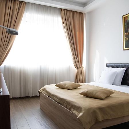 Mitrovici  Motel Celebic מראה חיצוני תמונה