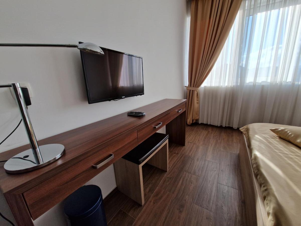 Mitrovici  Motel Celebic מראה חיצוני תמונה