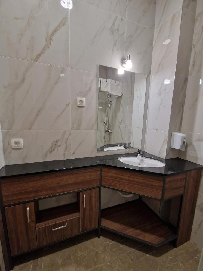 Mitrovici  Motel Celebic מראה חיצוני תמונה