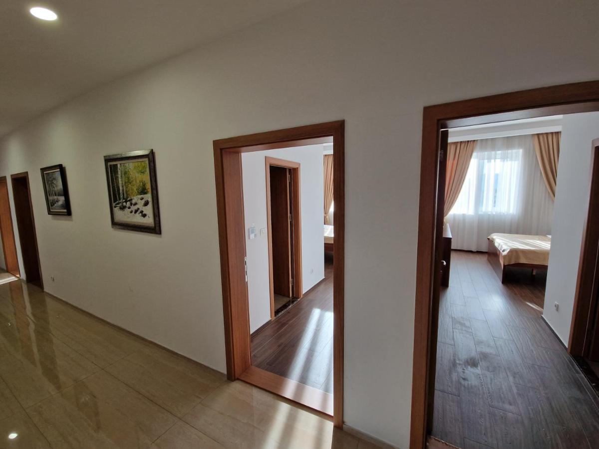 Mitrovici  Motel Celebic מראה חיצוני תמונה