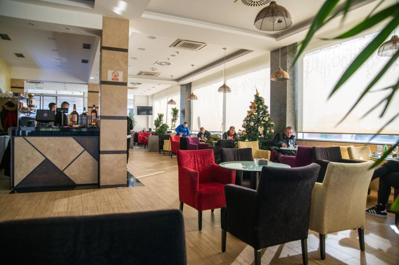 Mitrovici  Motel Celebic מראה חיצוני תמונה